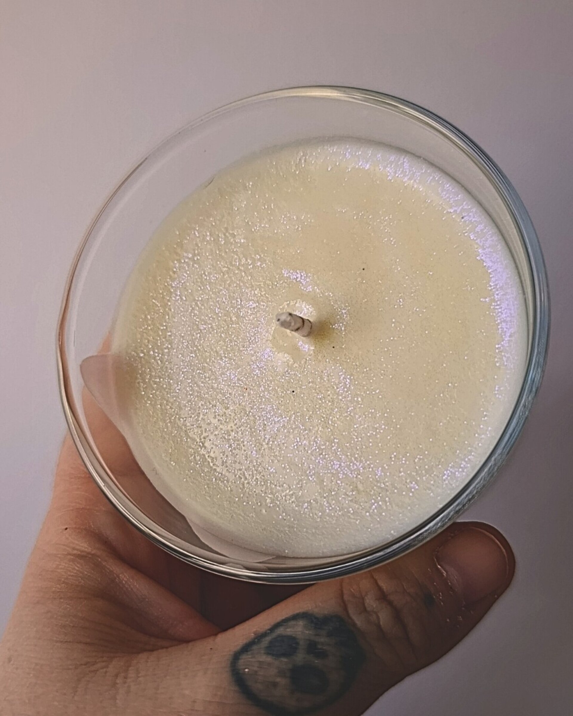 Vela en Vaso "Lazo Acuarela" 🎀 – Aroma Limón y Azahar (135g) 🍋🌸 - 3